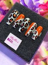 Load image into Gallery viewer, Chester